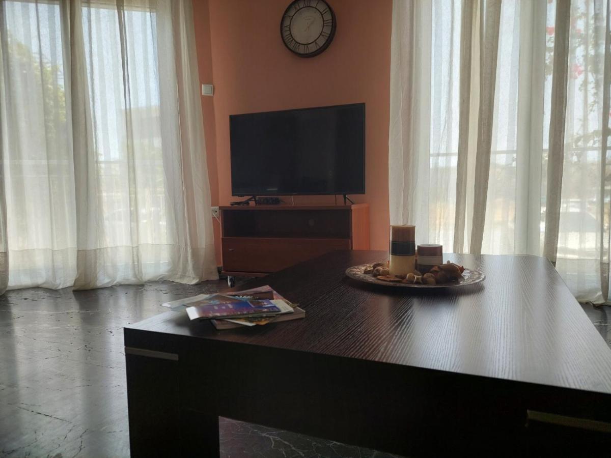 Πιθοσ Ενοικιαζομενη Κατοικια Vila Calamata Exterior foto